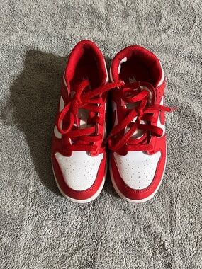 Nike Kids Red and White Low-Top Sneakers